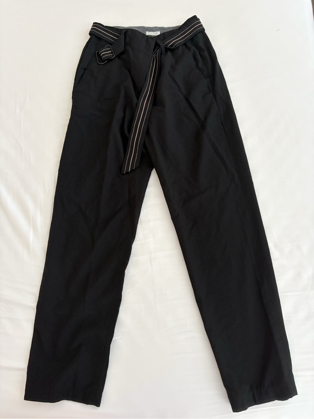 Belted black capri pants 4